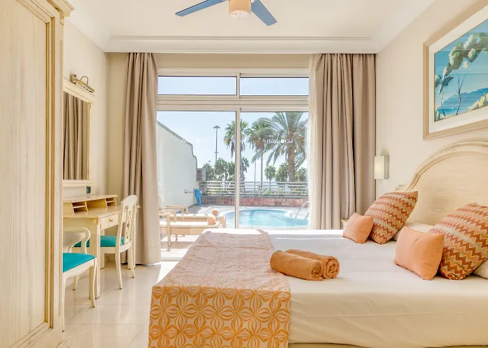 Aparthotel Club Playa Amadores